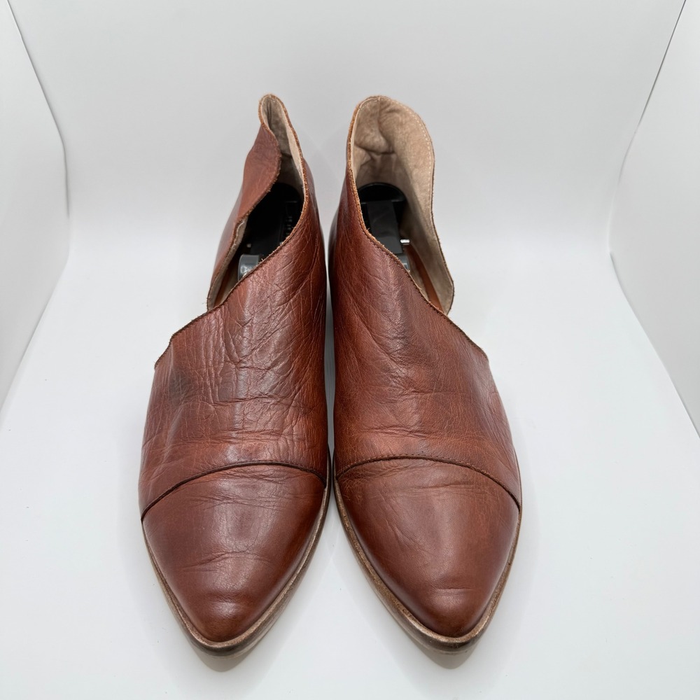 Free People Royale Flat Brown Leather Pointed Toe DOrsay Slip On Shoes 41